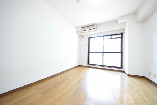 リヴイン国立の物件内観写真